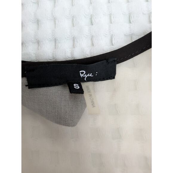 Ryu top - Picture 7 of 10